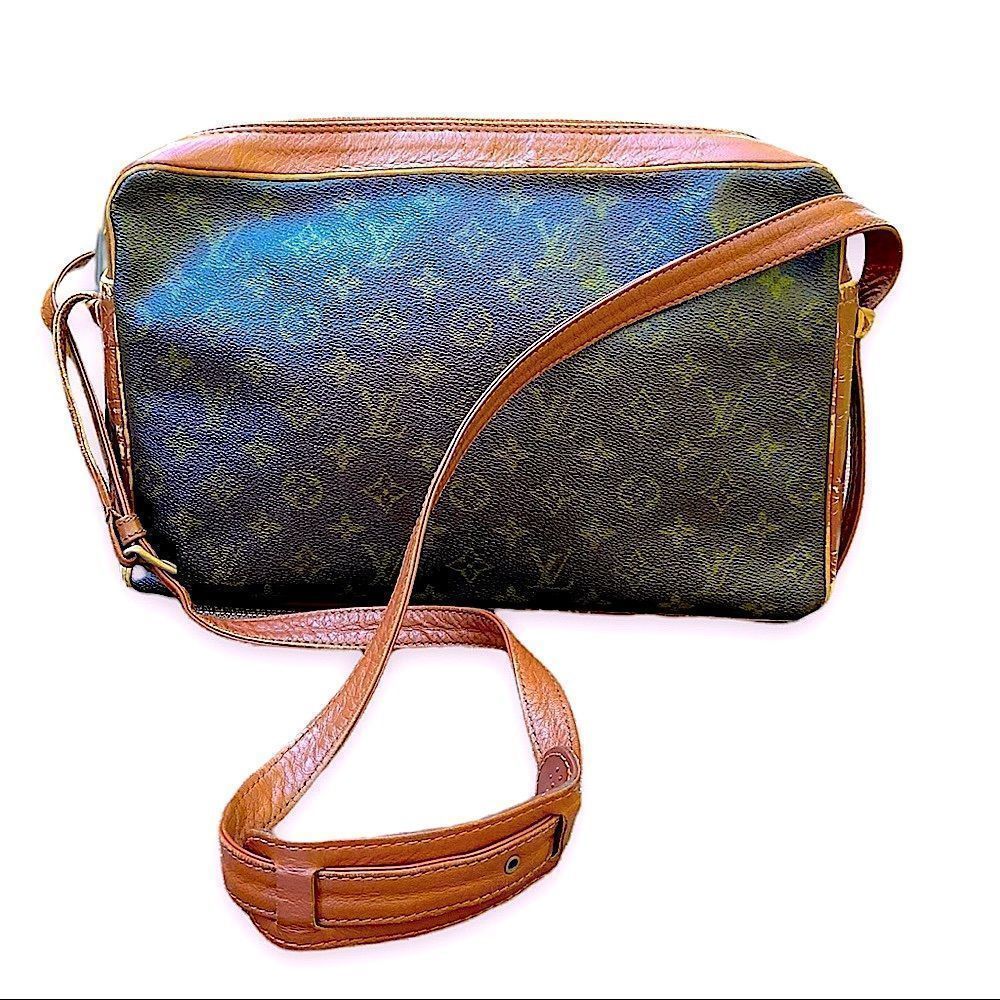 Authentic Vintage Louis Vuitton Sac Bandoliere 1980’s